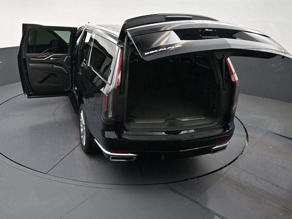 2023 Cadillac Escalade ESV 4WD Premium Luxury