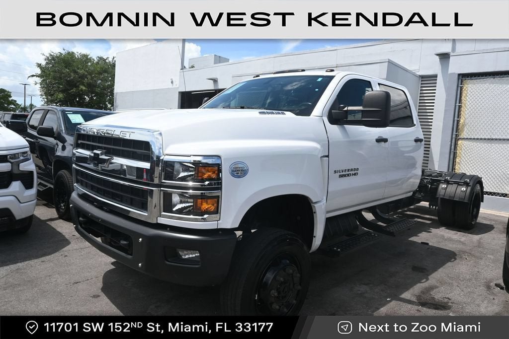 2024 Chevrolet Silverado 5500 HD Work Truck