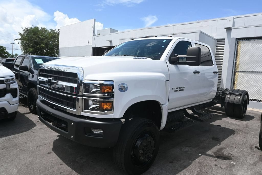 2024 Chevrolet Silverado 5500 HD Work Truck