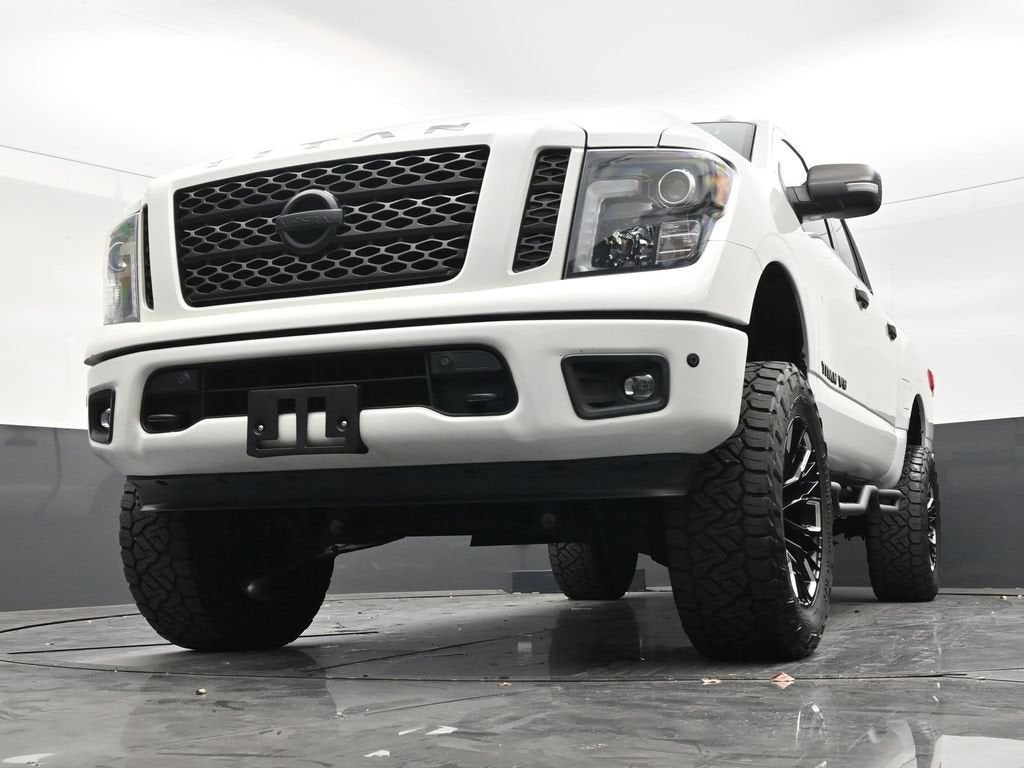 2019 Nissan Titan SL