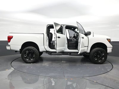 2019 Nissan Titan SL