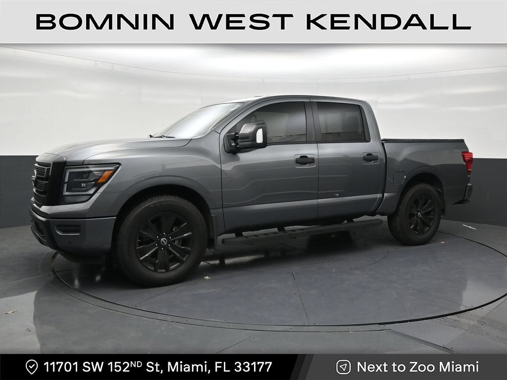2023 Nissan Titan SV