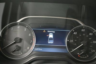 2023 Nissan Titan SV
