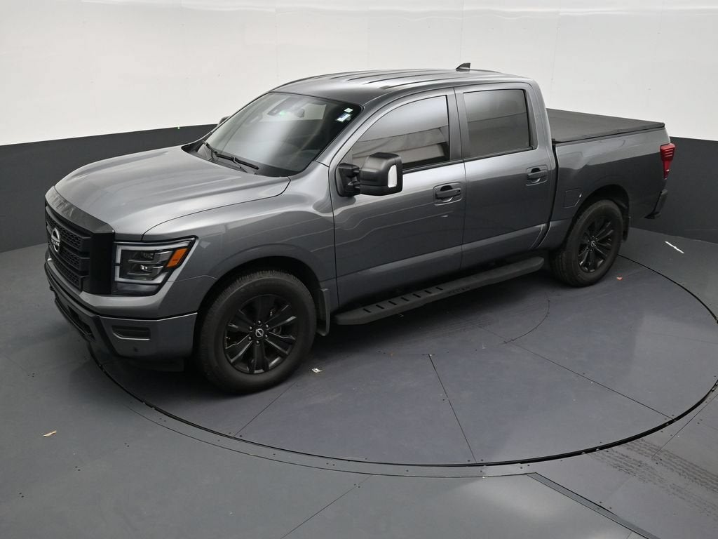 2023 Nissan Titan SV