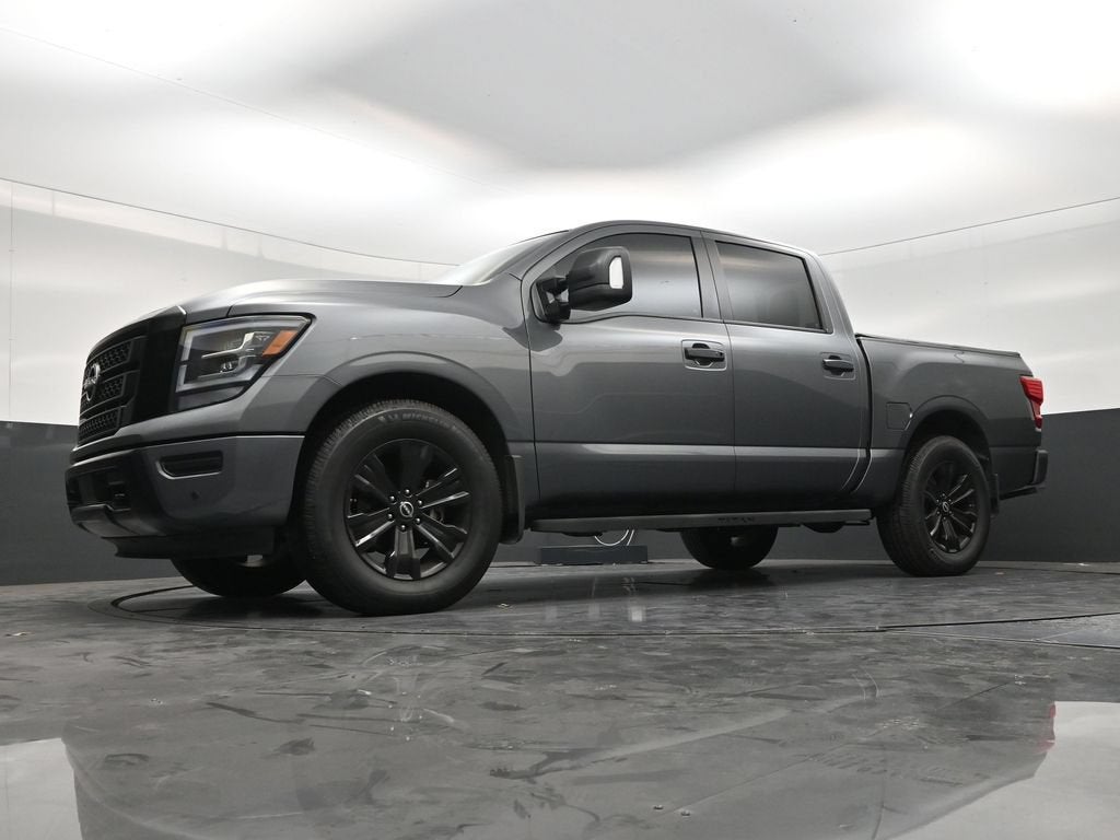 2023 Nissan Titan SV