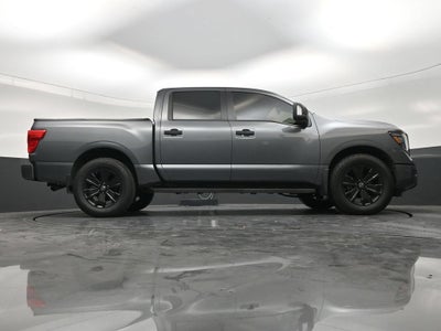 2023 Nissan Titan SV