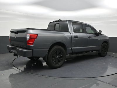 2023 Nissan Titan SV