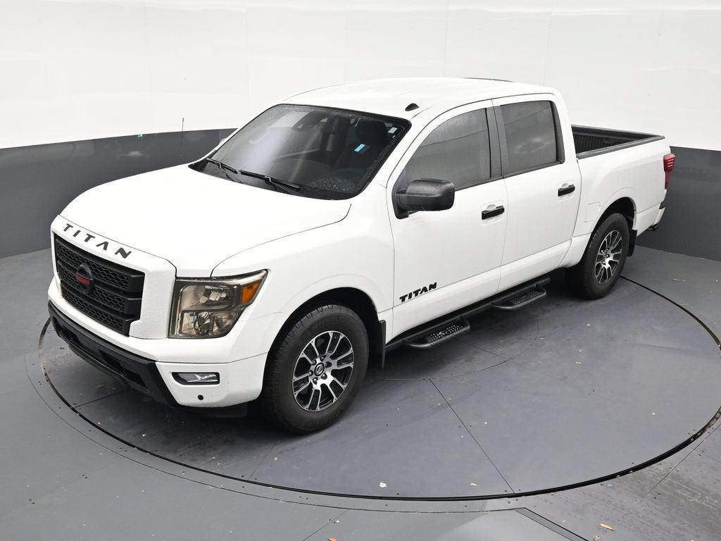 2021 Nissan TITAN Crew Cab SV 4x2