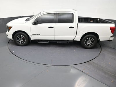 2021 Nissan TITAN Crew Cab SV 4x2