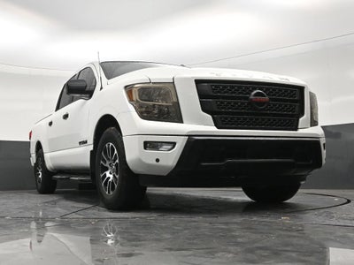 2021 Nissan TITAN Crew Cab SV 4x2