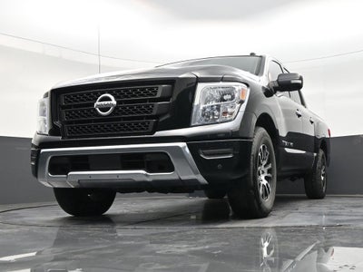 2020 Nissan Titan SV