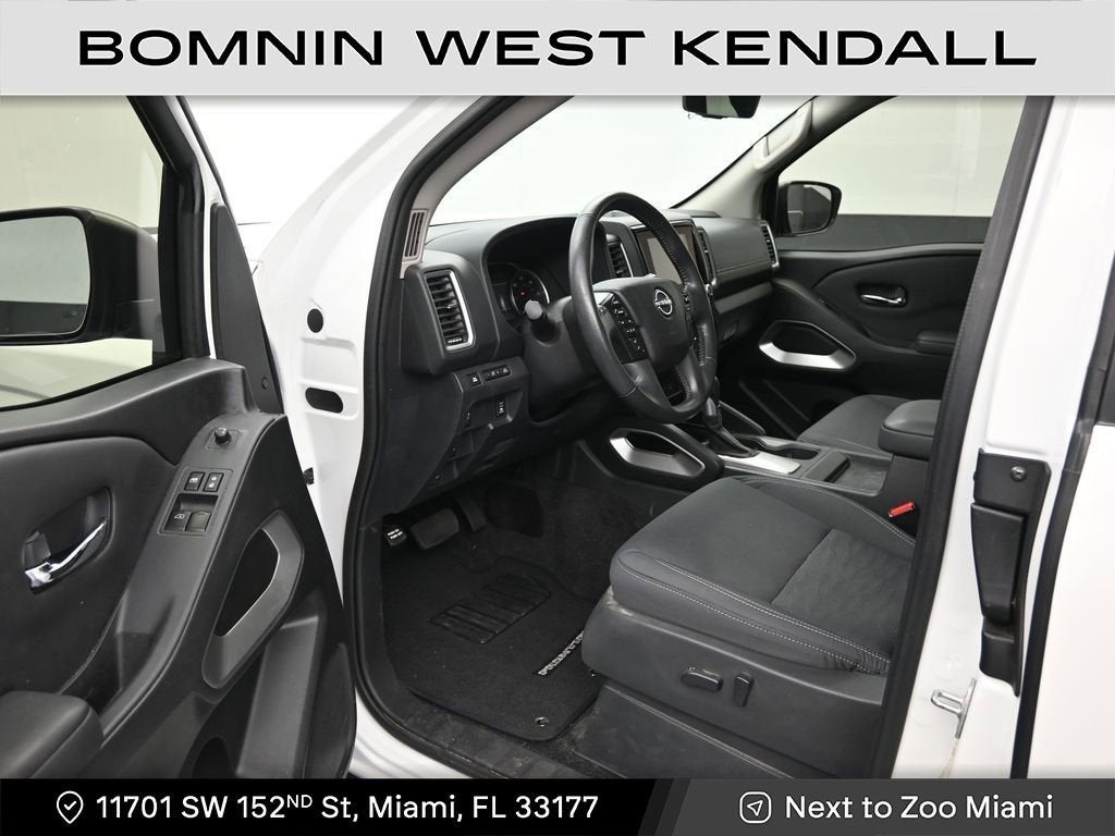 2023 Nissan Frontier SV