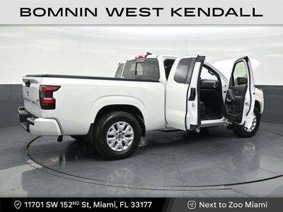 2023 Nissan Frontier SV