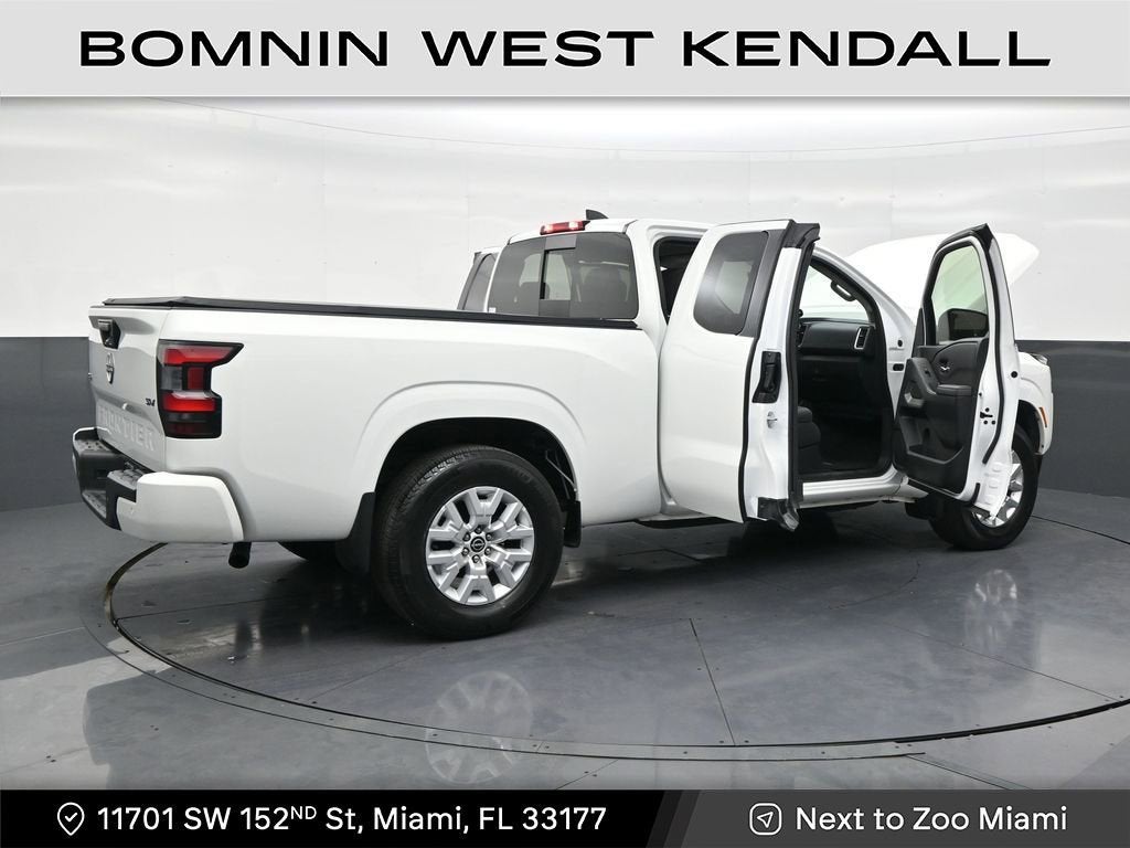 2023 Nissan Frontier SV