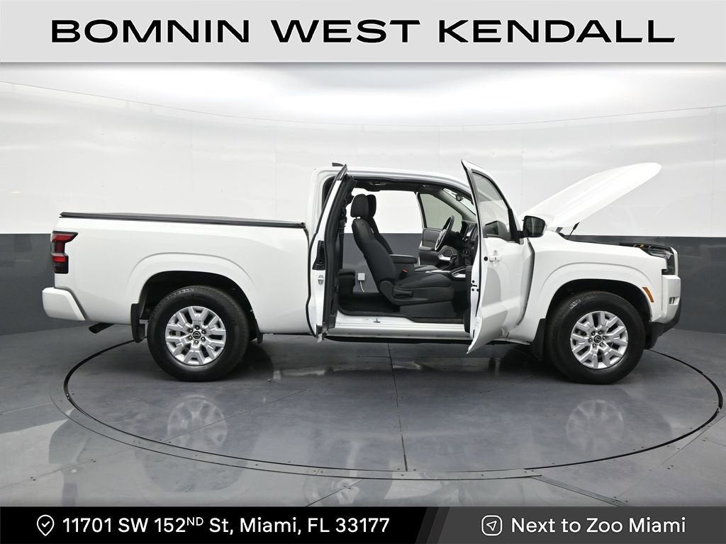 2023 Nissan Frontier SV