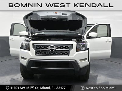 2023 Nissan Frontier SV