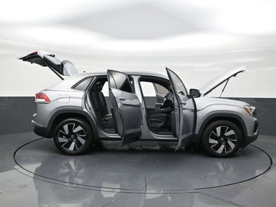 2024 Volkswagen Atlas Cross Sport 2.0T SE w/Technology