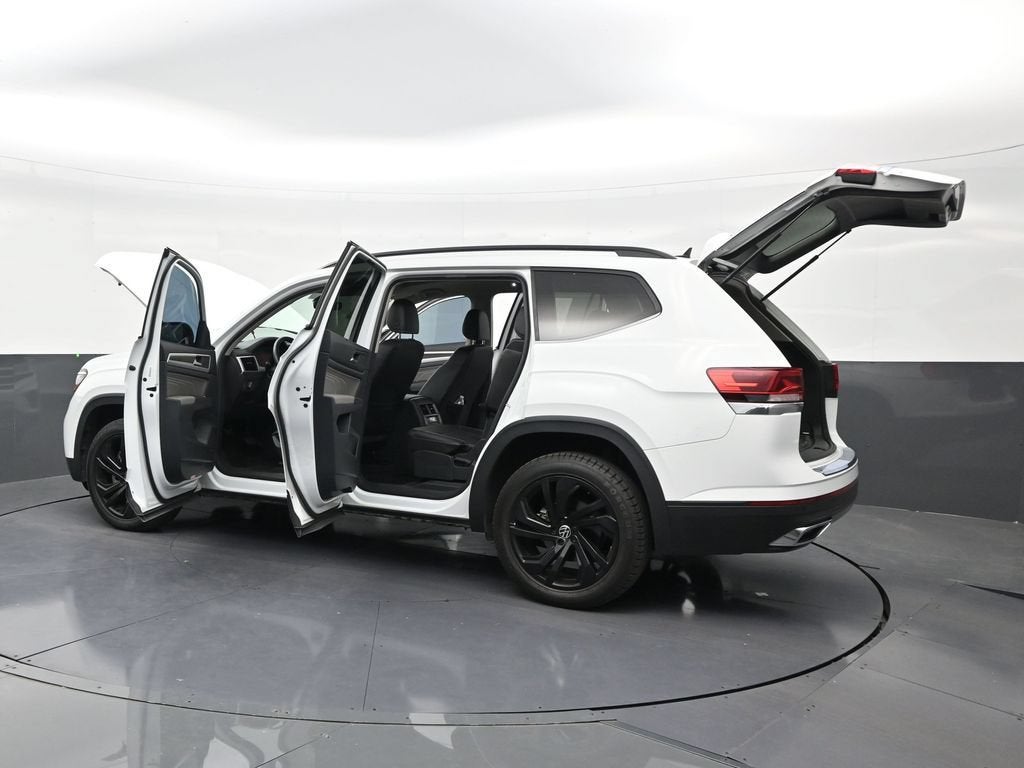 2022 Volkswagen Atlas 2.0T SE w/Technology