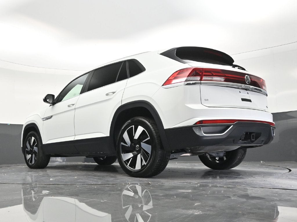 2025 Volkswagen Atlas Cross Sport 2.0T SE w/Technology