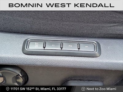 2022 Volkswagen Atlas Cross Sport 2.0T SEL R-Line