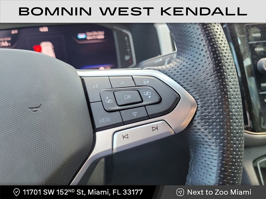 2022 Volkswagen Atlas Cross Sport 2.0T SEL R-Line