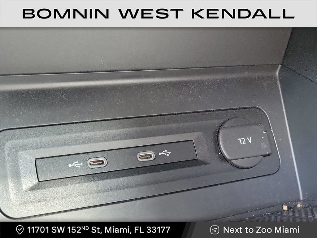 2022 Volkswagen Atlas Cross Sport 2.0T SEL R-Line