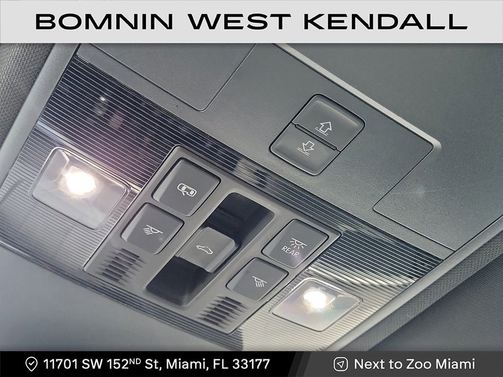 2022 Volkswagen Atlas Cross Sport 2.0T SEL R-Line