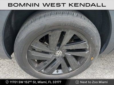 2023 Volkswagen Atlas Cross Sport 2.0T SE w/Technology