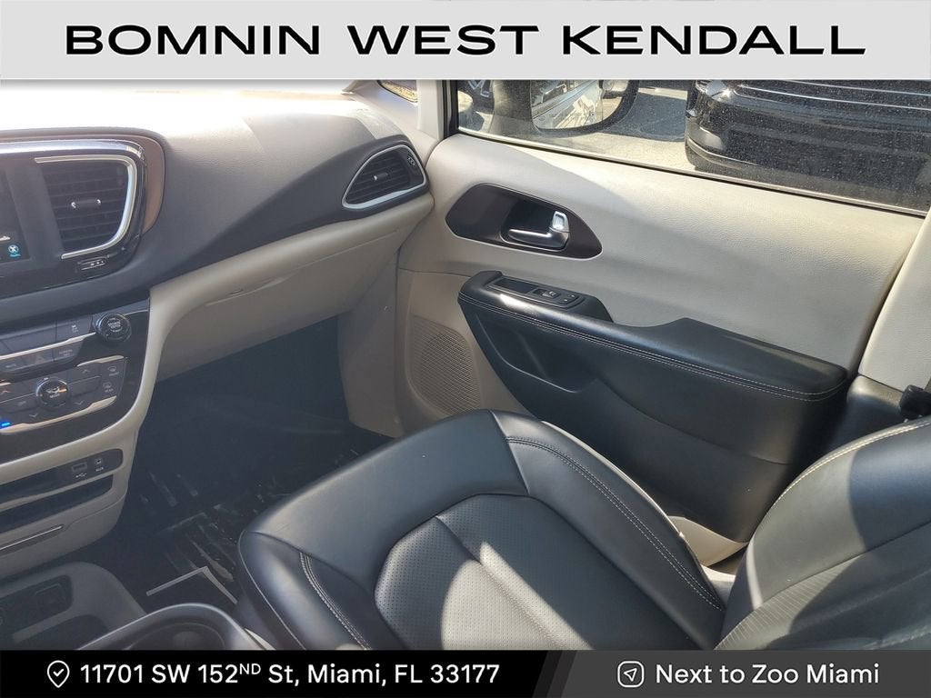 2020 Chrysler Voyager LXI