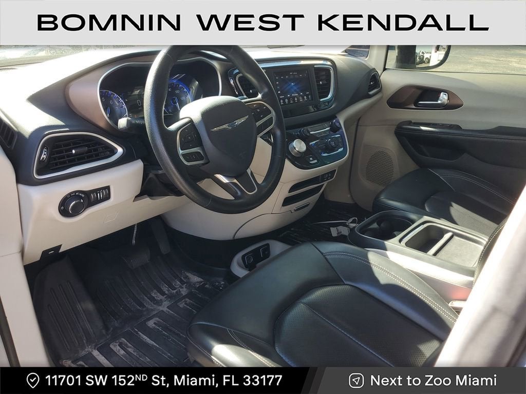 2020 Chrysler Voyager LXI