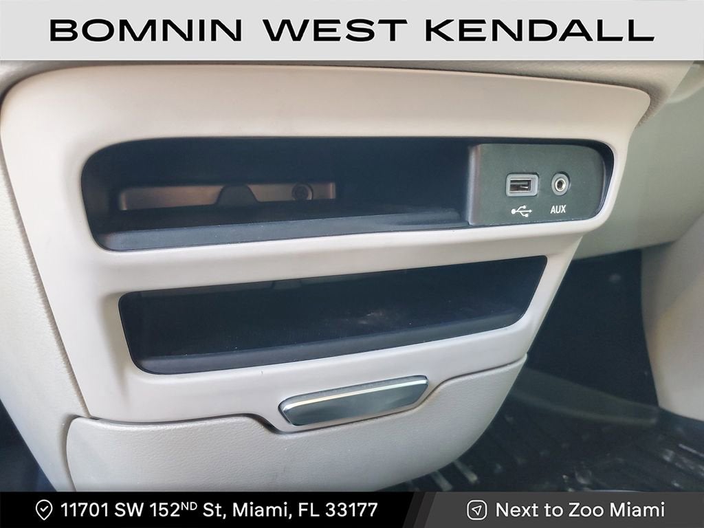 2020 Chrysler Voyager LXI