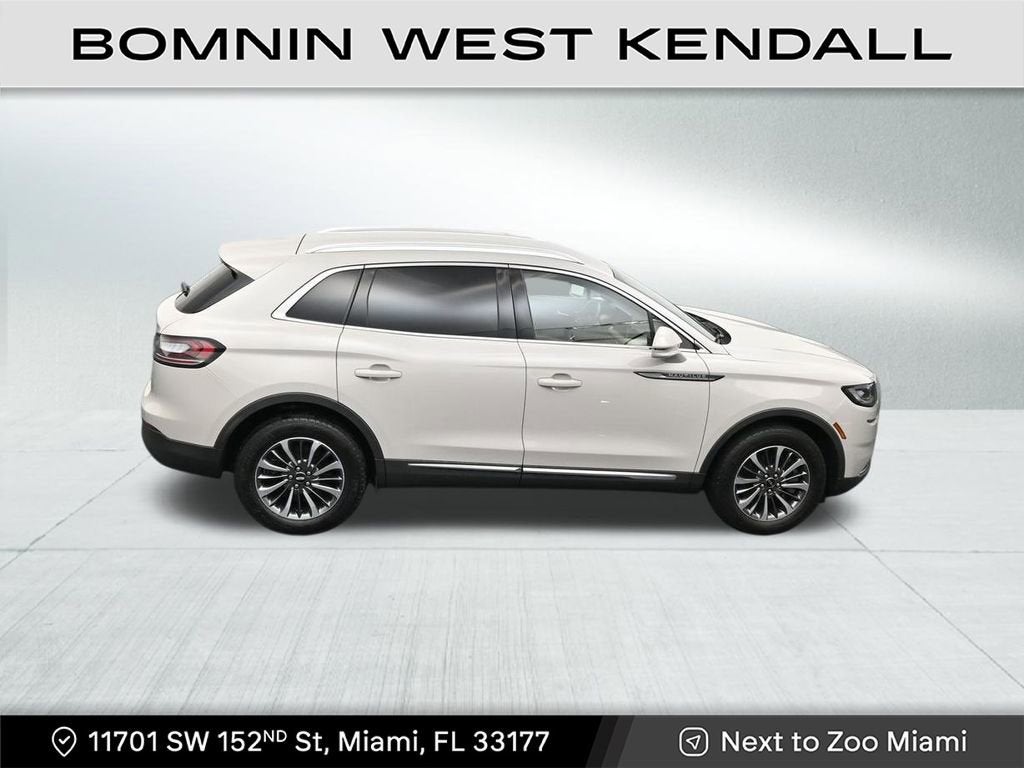 2023 Lincoln Nautilus Standard