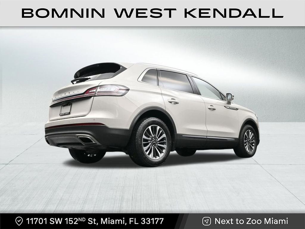 2023 Lincoln Nautilus Standard