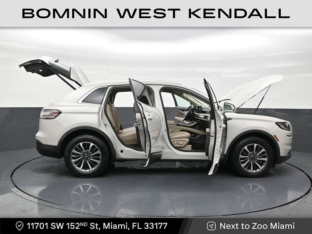 2023 Lincoln Nautilus Standard