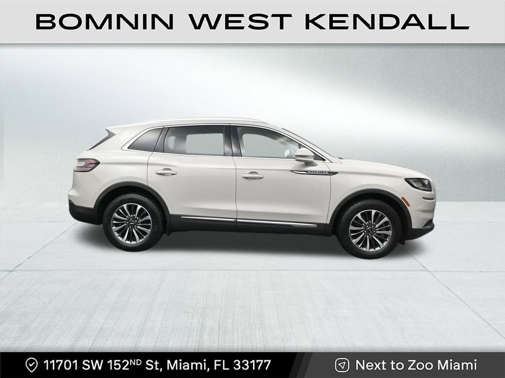 2023 Lincoln Nautilus Standard