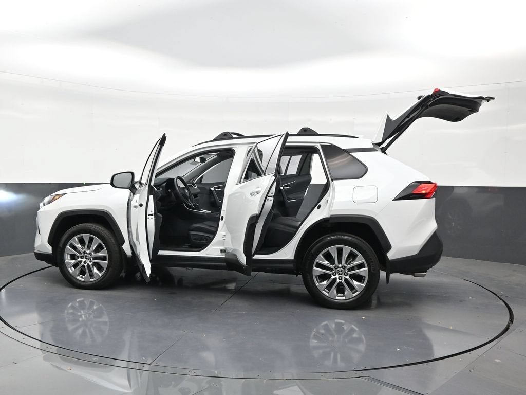 2024 Toyota RAV4 XLE Premium