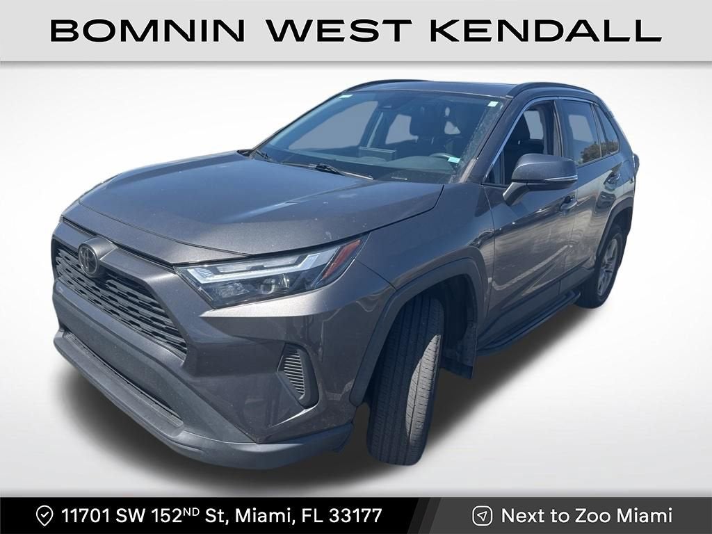 2023 Toyota RAV4 XLE