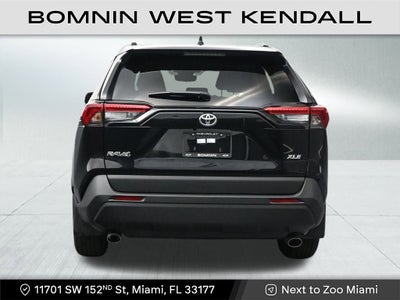 2025 Toyota RAV4 XLE