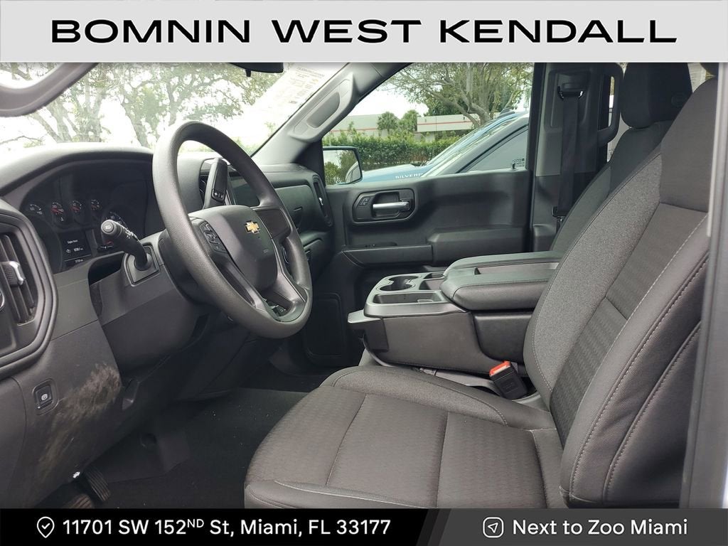 2025 Chevrolet Silverado 1500 Custom