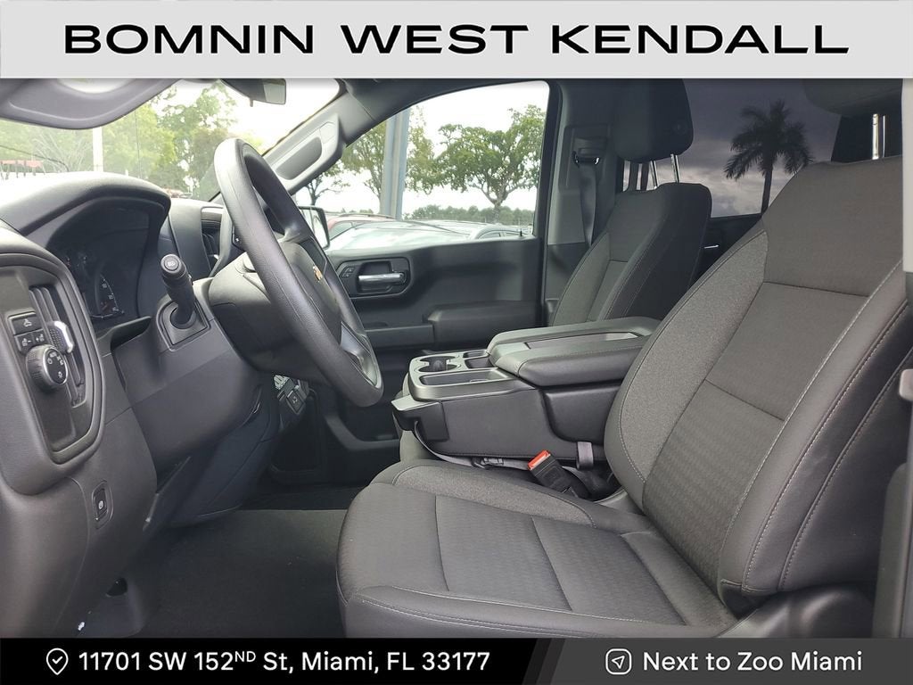 2025 Chevrolet Silverado 1500 Custom