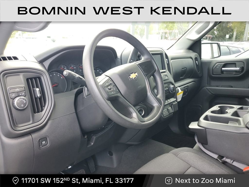 2025 Chevrolet Silverado 1500 Custom