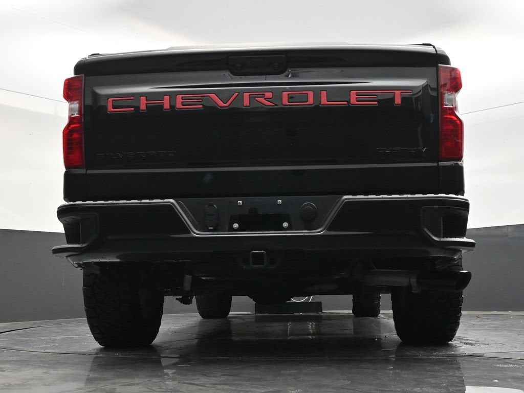 2025 Chevrolet Silverado 1500 Custom