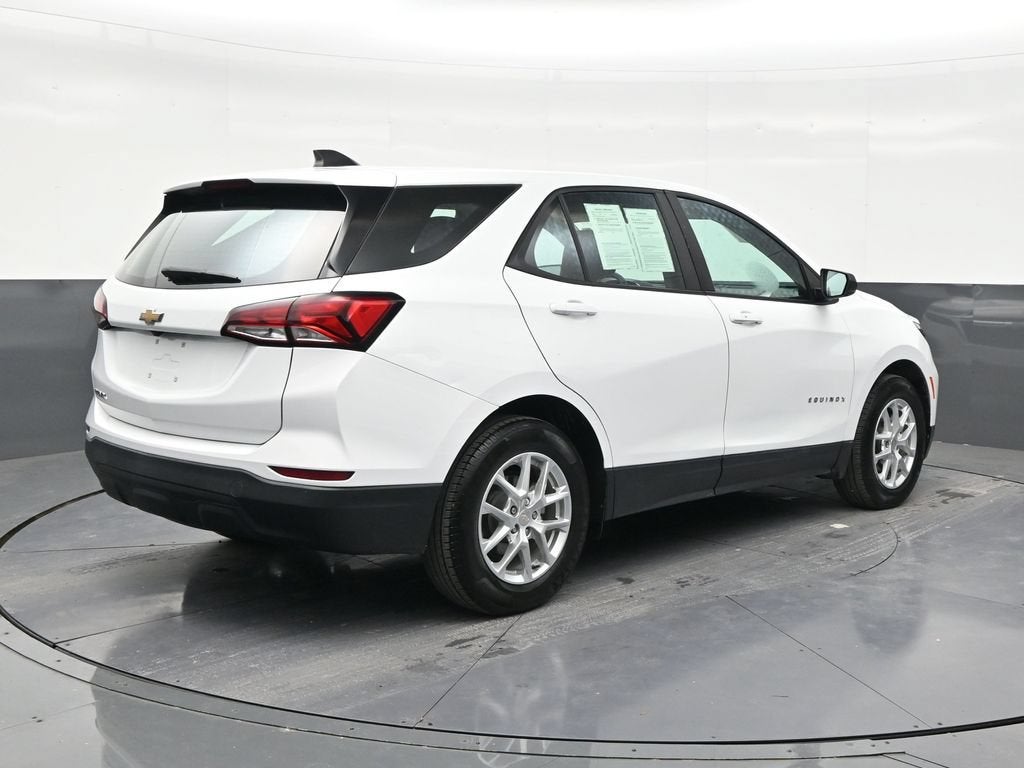 2022 Chevrolet Equinox LS