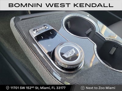 2025 Cadillac OPTIQ Luxury 1