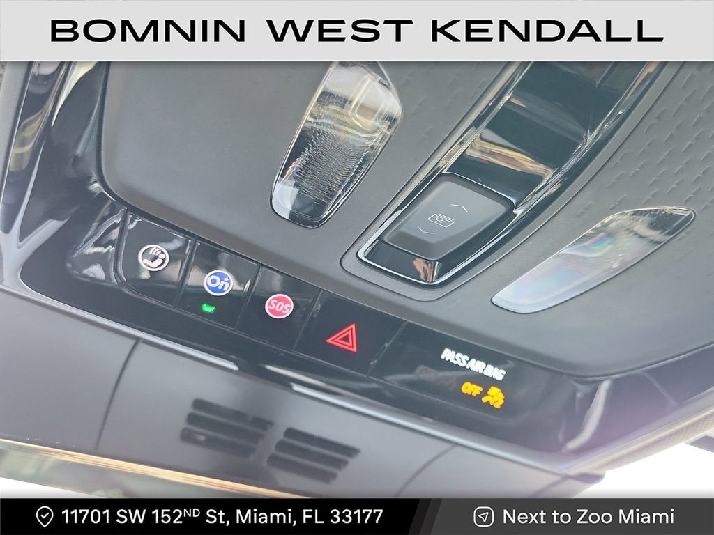 2025 Cadillac OPTIQ Luxury 1