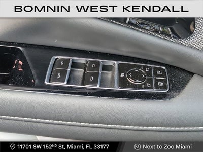 2025 Cadillac OPTIQ Luxury 1