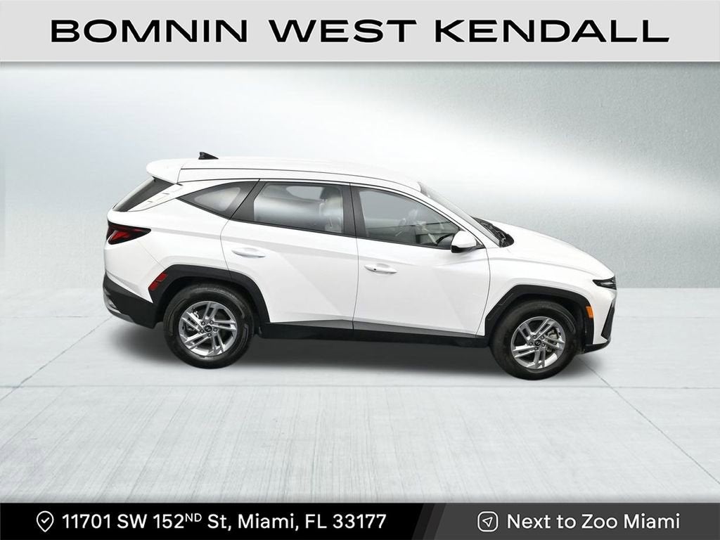 2025 Hyundai Tucson SE