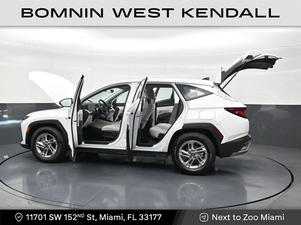2025 Hyundai Tucson SE