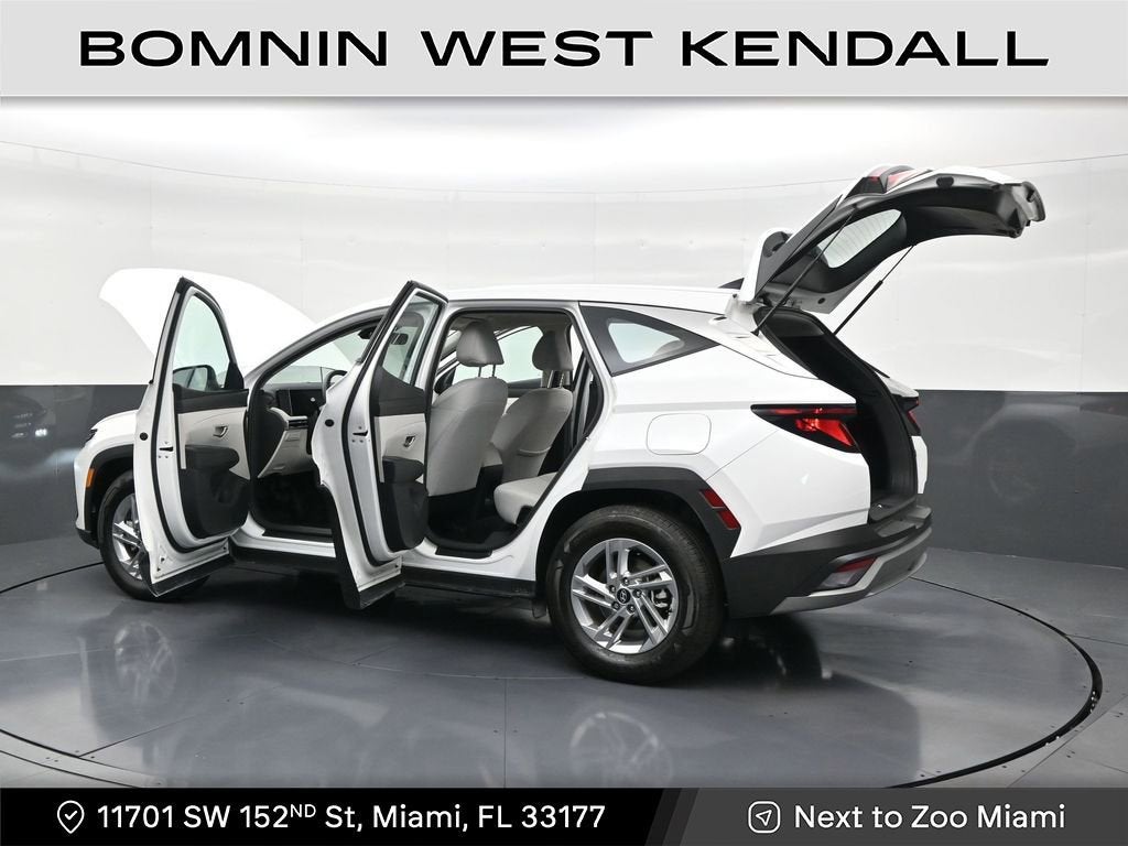 2025 Hyundai Tucson SE