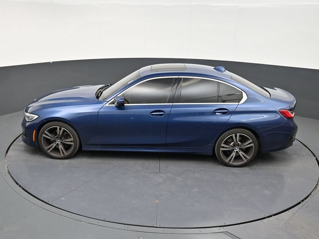 2022 BMW 330i 330i